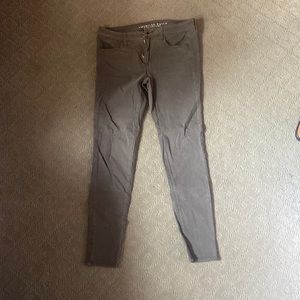 Army green American eagle stretchy jeans